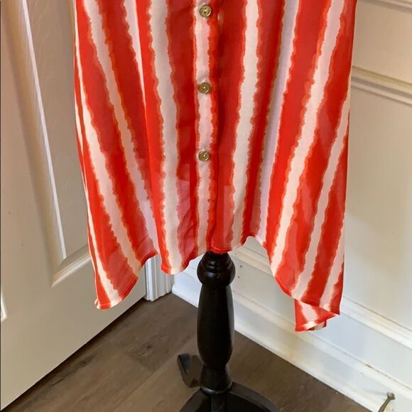 BCBGMaxAzria Red and White Top - Picture 3 of 10